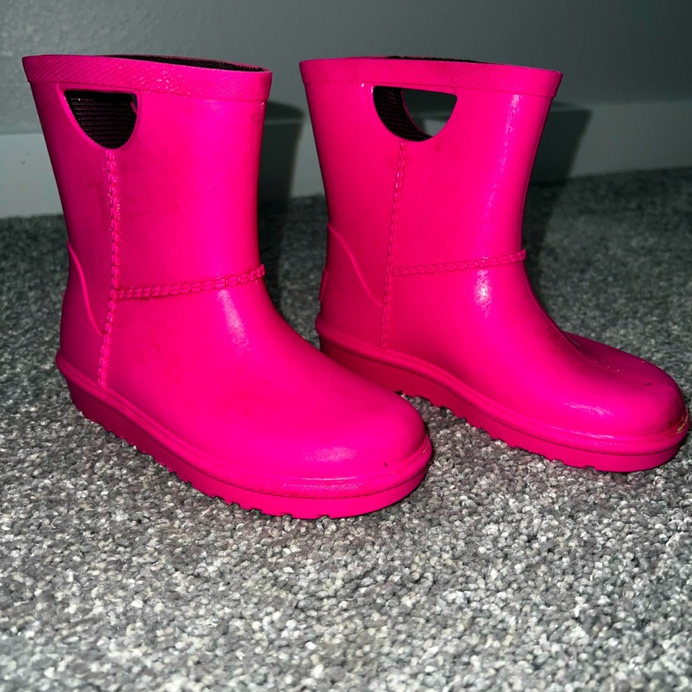 Ugg rainboots